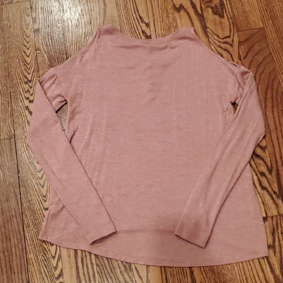 Pink Aéropostale cold shoulder top - Picture 2 of 4